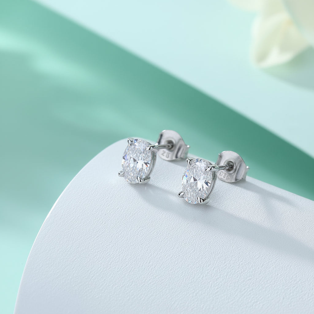 “Elegant Oval Gem Pendant Necklace and Stud Earrings Set for Women”